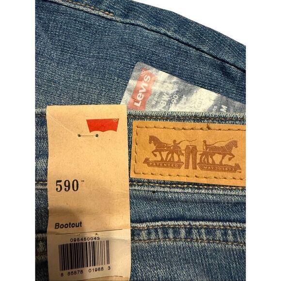 Brand New Levi’s 590 Fuller Waist Bootcut Denim Jeans Plus Size 18 - Picture 7 of 16